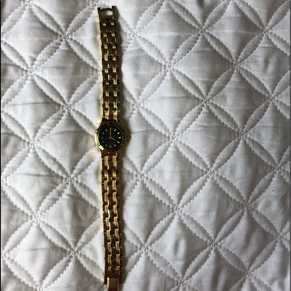 Citizen Women’s Watch - Picture 1 of 4